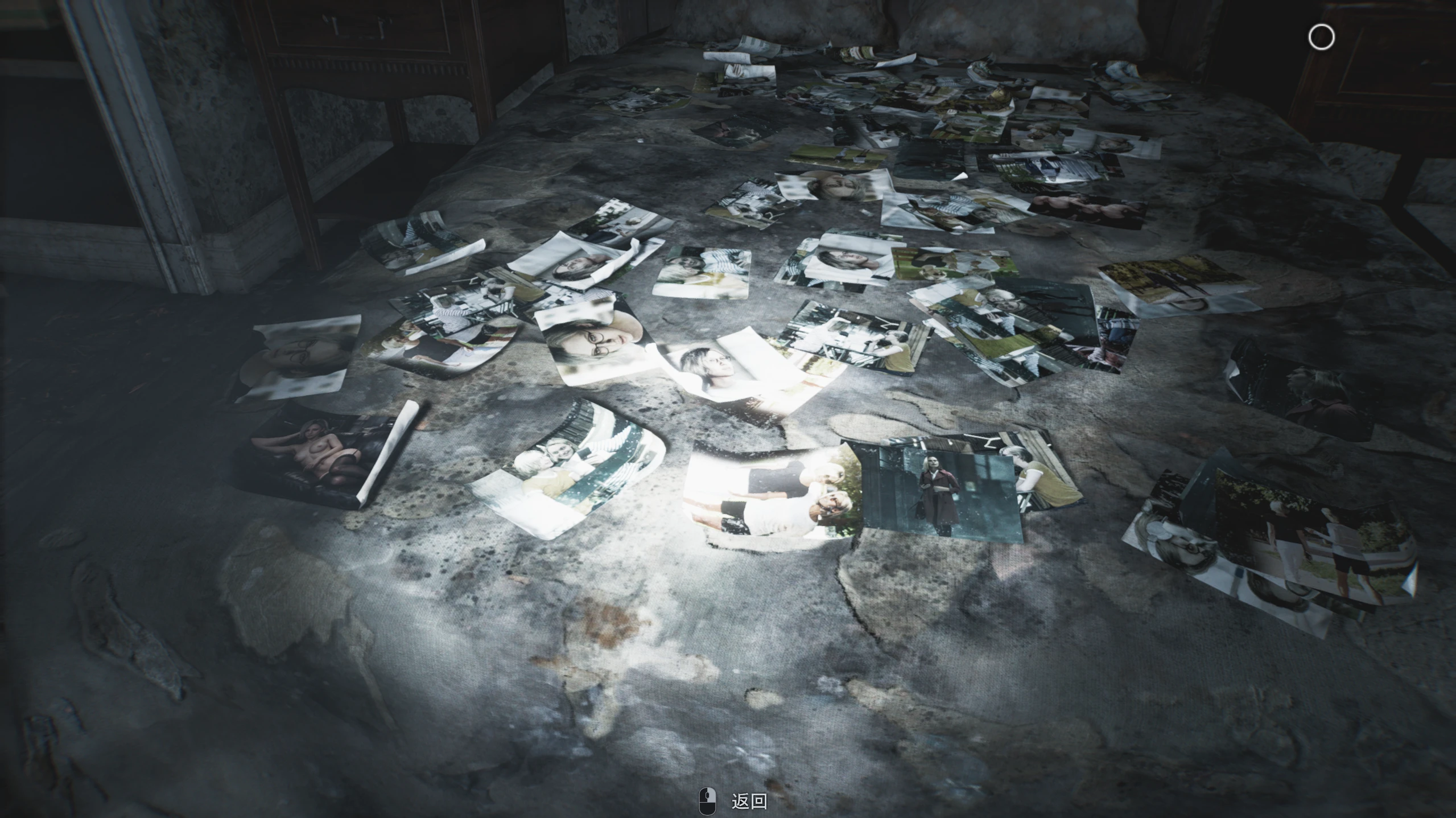 Интимные фотографии Грейс в отеле